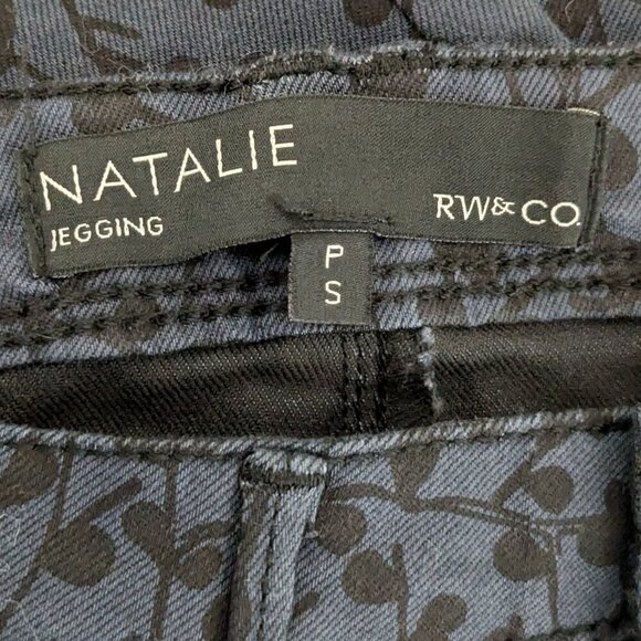 RW & CO. Gray w Black Floral Pattern "Natalie" Stretch Jeggings; Size S/P - Picture 4 of 5